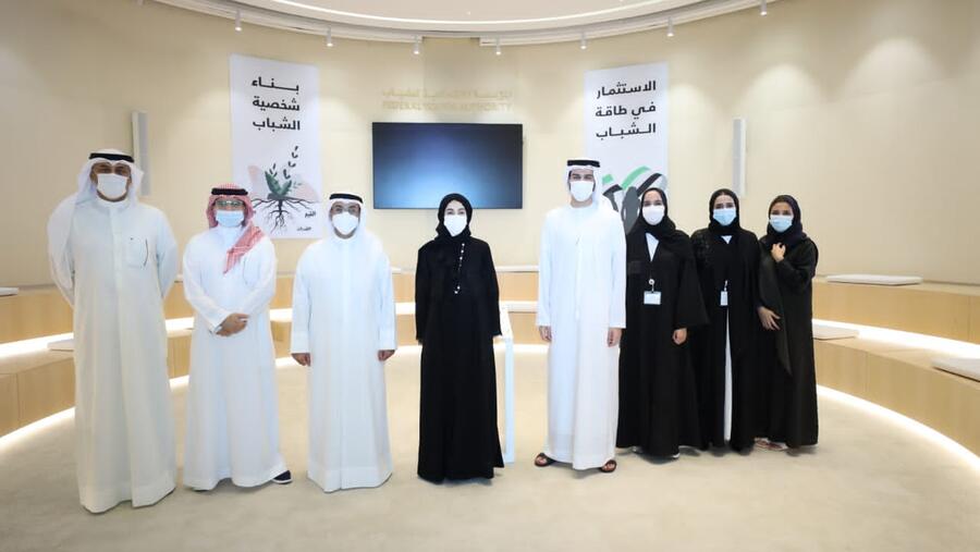 أمين عام مجلس التعاون الخليجي يزور مرافق مركز شباب أبوظبي