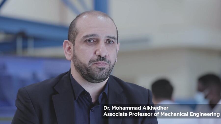 طلبة الهندسة الميكانيكية في جامعة أبوظبي يفوزون في النسخة الـ15 من مسابقة "تحدي الحديد"