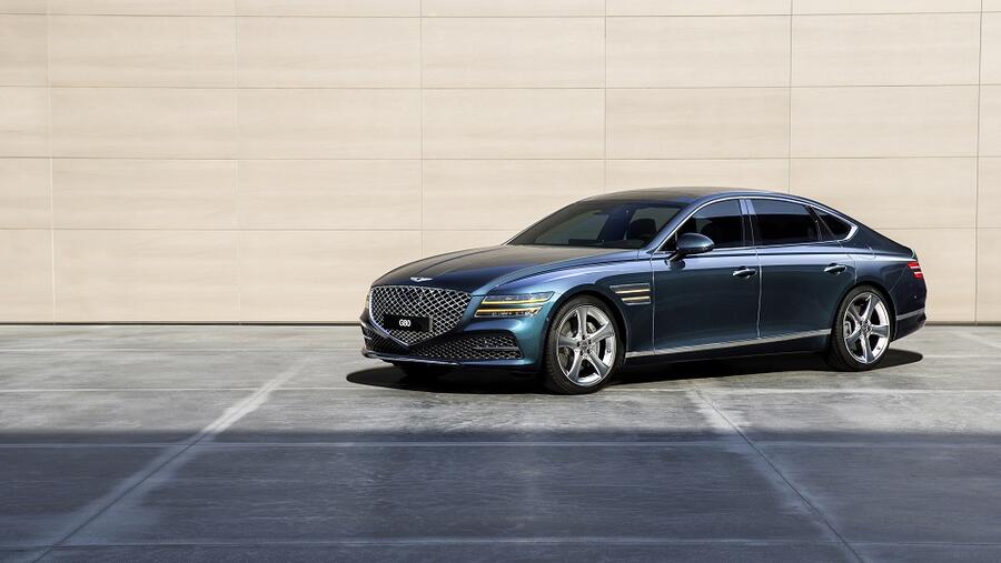 First Motors Launches an Exceptional End of Year Offer for Its Genesis Customers