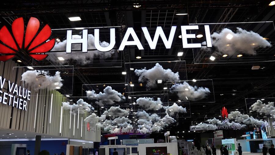 Experts Preview the Future of Data Centers at Huawei Middle East Data Center Network Online Summit 2020