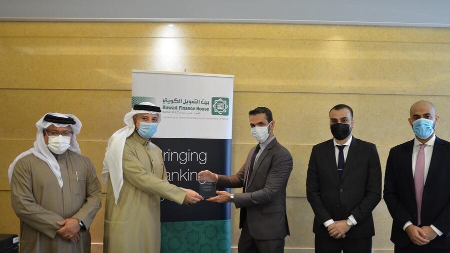 بيت التمويل الكويتي البحرين يحصل على جائزة جي بي مورغان للجودة والتميز لعام 2020