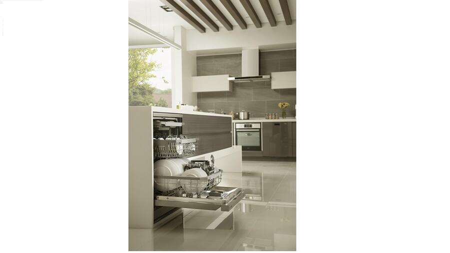 غسالة صحون LG QUADWASH تُصحّح المفاهيم الخاطئة حول غسل الصحون اليدوي مقارنةً بغسلها في غسالة الصحون