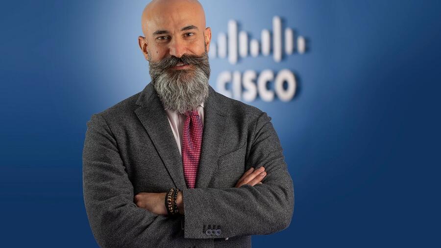 دراسة سيسكو: موظفو الإمارات يرون أن ثقافة الشركة القوية تؤثر على نجاح نماذج العمل الهجين 