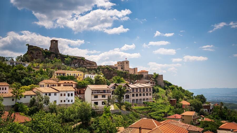 تيرانا الالبانية تنضم إلى شبكة فلاي دبي