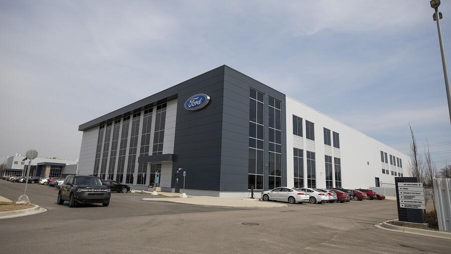 فورد تسرع وتيرة أبحاث وتطوير البطاريات بتعيين فريق متخصص وتأسيس مركز التميز العالمي الجديد "فورد أيون بارك"