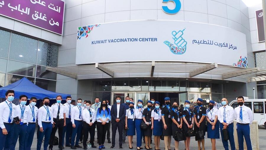 طيران الجزيرة تعلن عن تطعيم طياريها وطاقم الطائرة بلقاح كوفيد-19 