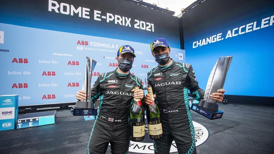 جاكوار تحقق أول تتويج مزدوج في بطولة "فورمولا إي" في روما