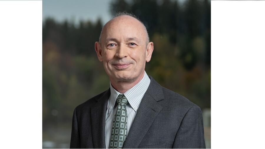 جامعة أبوظبي تحصل على  جائزة "بيتا جاما سيجما" الذهبية العالمية للعام 2021