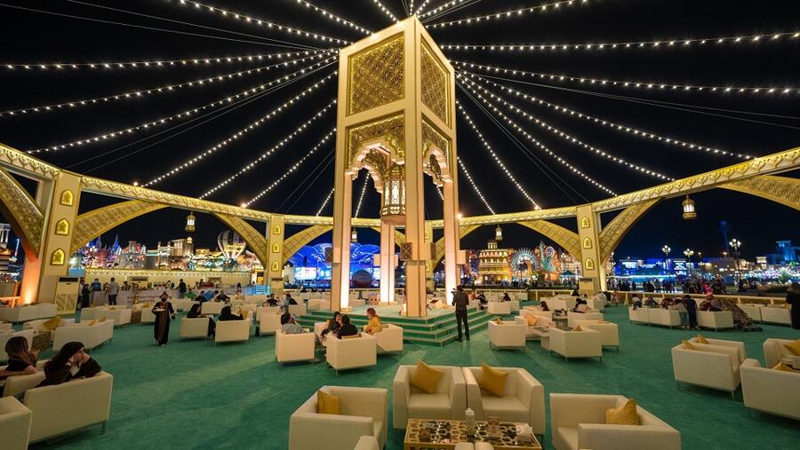 ليالي رمضان في القرية العالمية