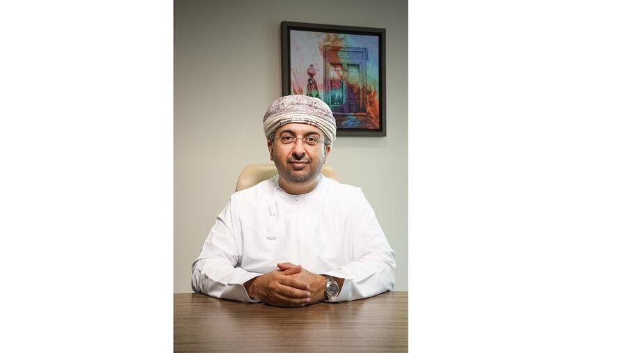 طارق عتيق رئيس مجموعة الخدمات المصرفية للأفراد والخدمات المصرفية الرقمية في البنك الوطني العُماني
