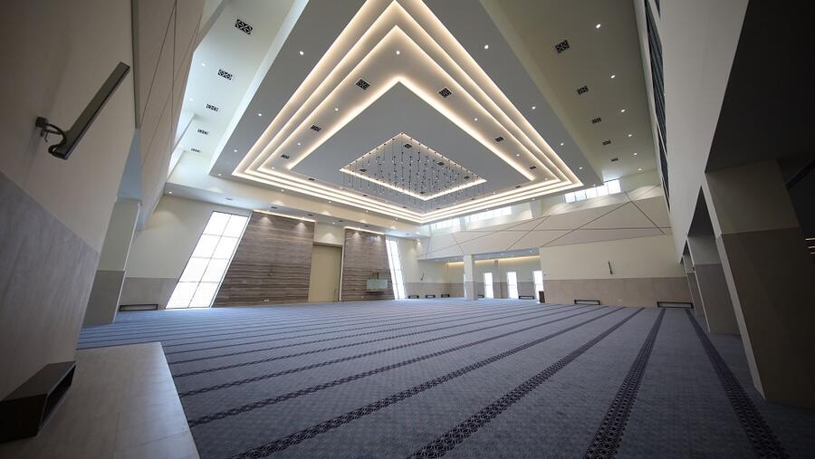 مسجدا الدار في ياس إيكرز والمركز التجاري العالمي يفتتحان أبوابهما خلال شهر رمضان المبارك