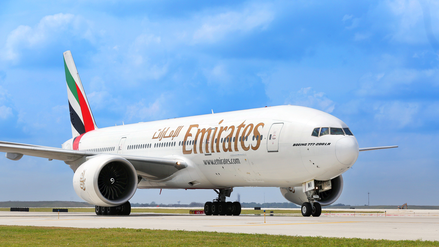 "طيران الإمارات" تطلق عروضاً سعرية تزامناً مع عيد الفطر