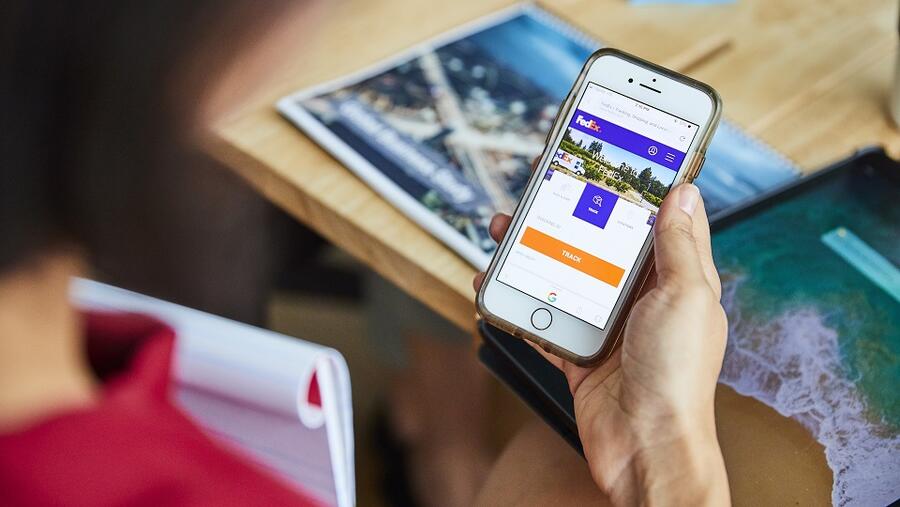 فيديكس إكسبريس تطلق منصة إلكترونية لتسجيل الحسابات