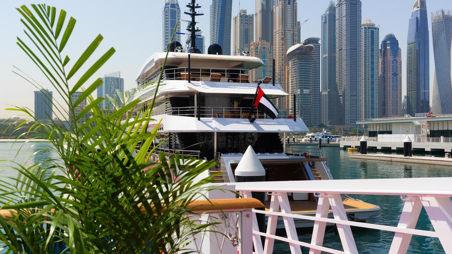 "جلف كرافت" تحتفي بالعرض العالمي الأول ليخت "ماجستي 175" الأكبر من نوعه في العالم والمصنع بالكامل من مواد مركبة في دولة الإمارات العربية المتحدة