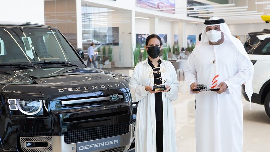 "دبي لسباقات الهجن" يكرّم "الطاير للسيارات"