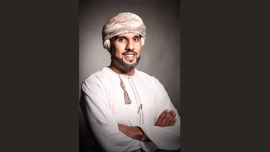 البنك الوطني العُماني يضيف مزايا على تطبيقه للخدمة المصرفية من خلال تعاونه مع إنترتينر