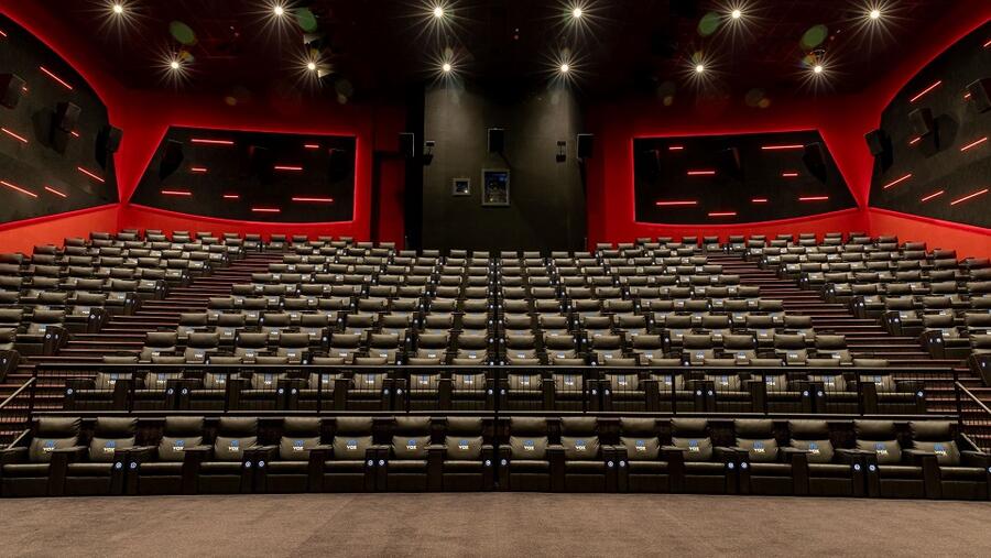 ڨوكس سينما في مجمع الأڤنيوز تستأنف أعمالها في عيد الفطر السعيد