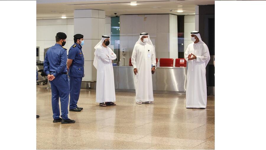 مدير عام جمارك دبي يزور مبنى المطار 1 ويتفقد جاهزية العمل الجمركي