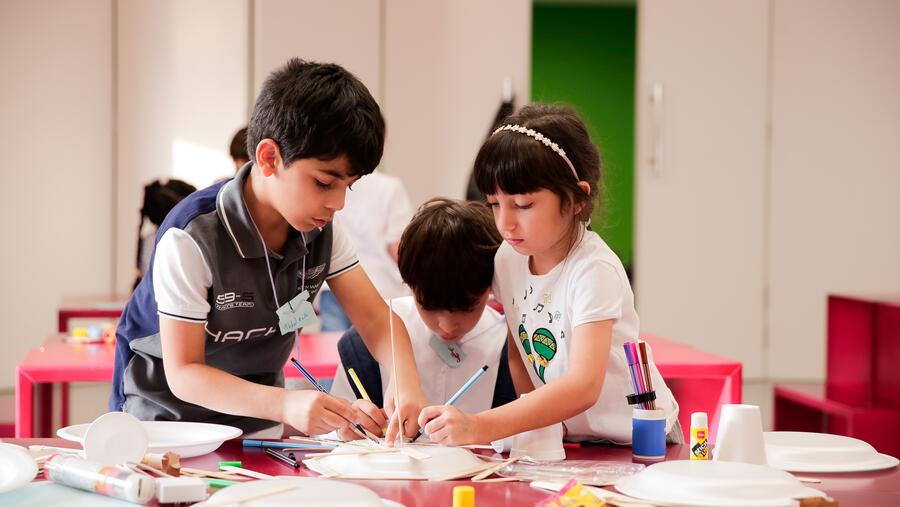 4 أسابيع من الترفيه والتعلّم للجميع مع "صيفنا ثقافة وإبداع 2021" في المكتبات العامة