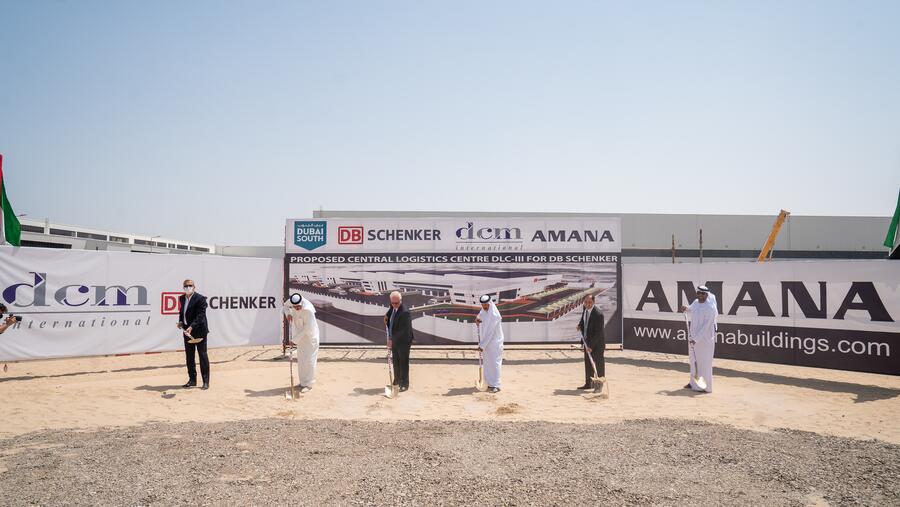 "دي بي شينكر" تضع حجر الأساس لمنشأتها الثالثة في المنطقة اللوجستية بدبي الجنوب