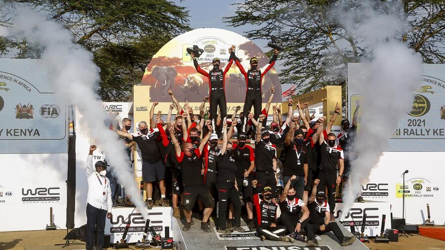 فريق جازو للسباقات يحقق فوزاً مذهلاً آخر بالمركزين الأول والثاني في رالي سفاري كينيا