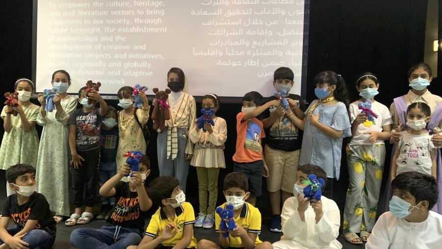 رحلة عبر أروقة الآداب في الأسبوع الثاني من "صيفنا ثقافة وإبداع"