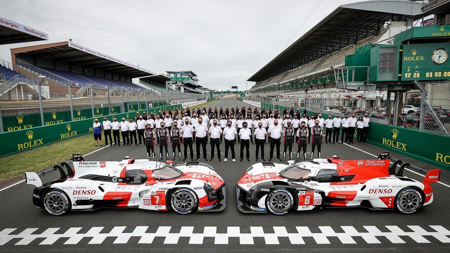 تويوتا تصنع التاريخ مجدداً وتفوز بسباق لومان 24 ساعة للمرة الرابعة على التوالي