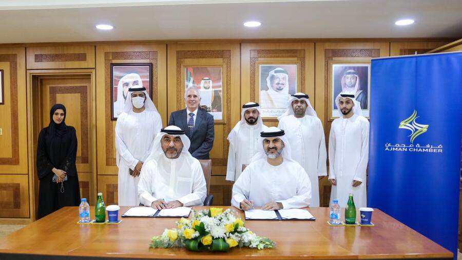 غرفة عجمان توقع مذكرة تعاون مع مجمع الشارقة للبحوث والتكنولوجيا والابتكار