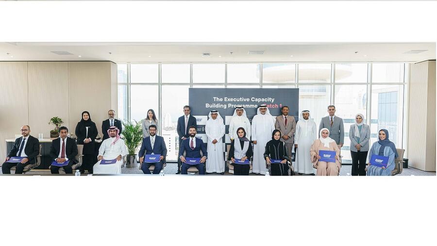 مصرف السلام يعلن عن تخريج الدفعة الأولى من برنامجه لبناء القدرات التنفيذية