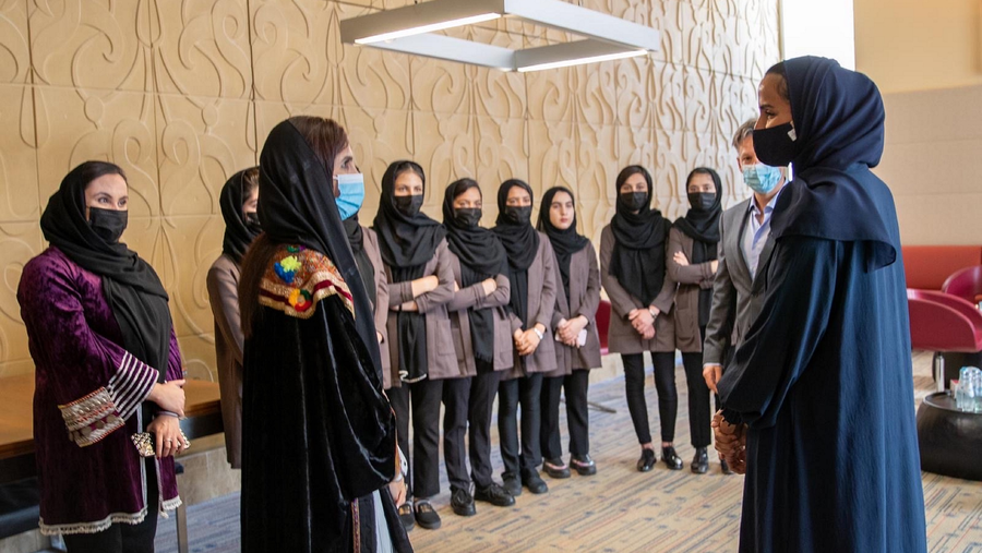 فريق "الفتيات الأفغانيات للروبوتات" يحصل على منح دراسية تعليمية في مؤسسة قطر بتمويل مشترك مع صندوق قطر للتنمية