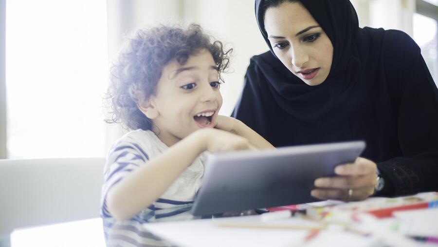 دراسة بحثية لمعهد الدوحة الدولي للأسرة التابع لمؤسسة قطر تُسهم في الموافقة على نظام الدوام الجزئي للمرأة القطرية