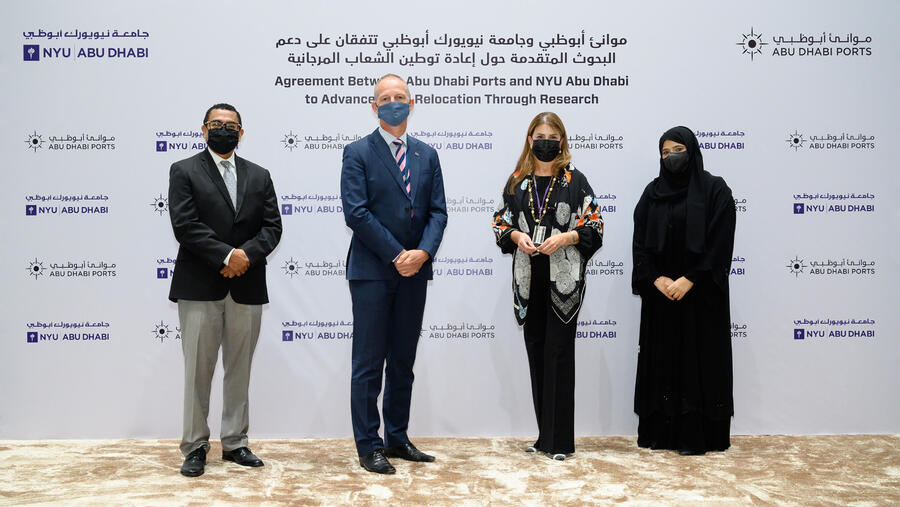 مجموعة موانئ أبوظبي وجامعة نيويورك أبوظبي تتعاونان في بحوث متقدمة حول إعادة توطين الشعاب المرجانية