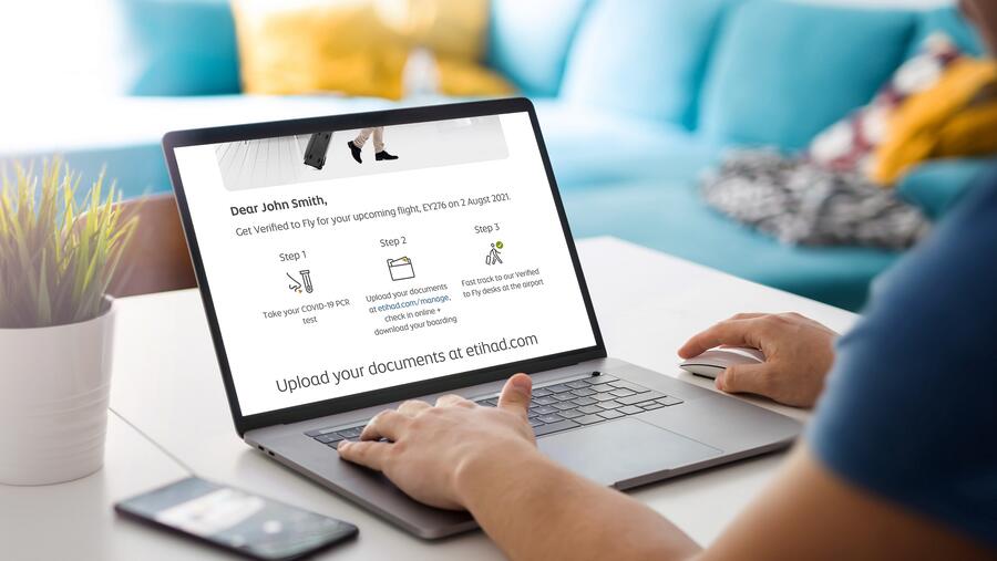 الاتحاد للطيران تطبق تحسينات على خدمة "مُعتمد للسفر"  لتسهيل الإجراءات 