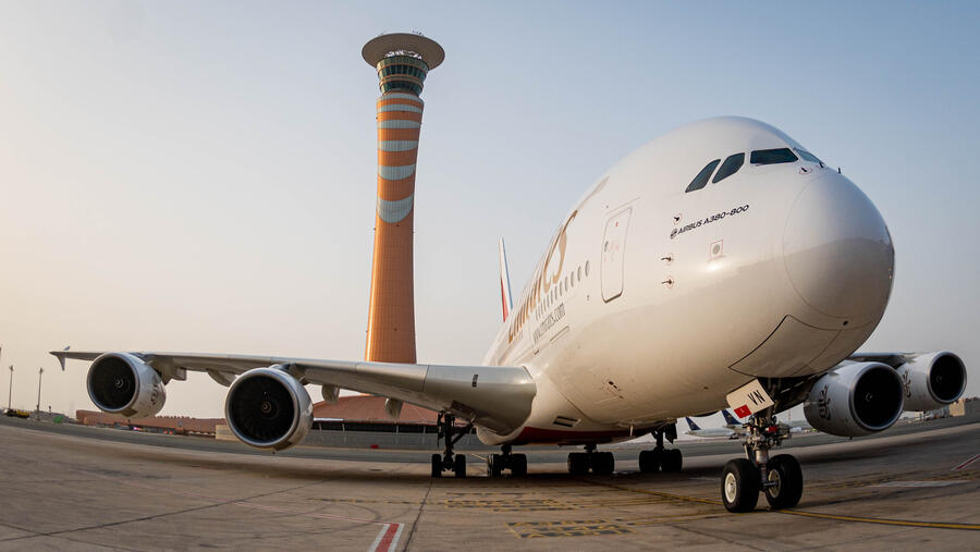 طيران الإمارات تستأنف رحلاتها إلى المملكة العربية السعودية وسان بطرسبرغ