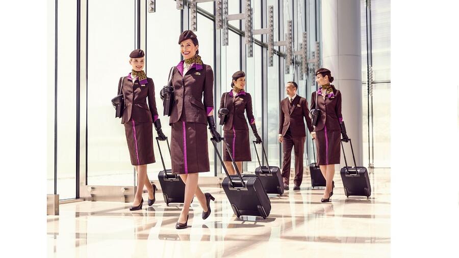 الاتحاد للطيران تعتزم إقامة حملات توظيف عالمية لطواقم الضيافة الجوية مع تعافيها من الجائحة