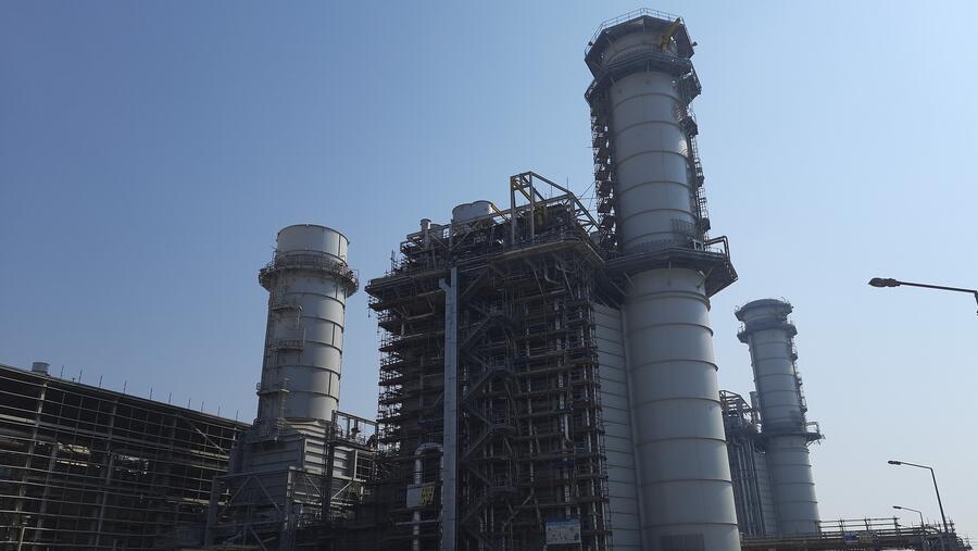 "شيبكو" و"جنرال إلكتريك" تحتفلان بتشغيل ثاني التوربينات الغازية في محطة الحمرية المستقلة لتوليد الطاقة الكهربائية في الشارقة