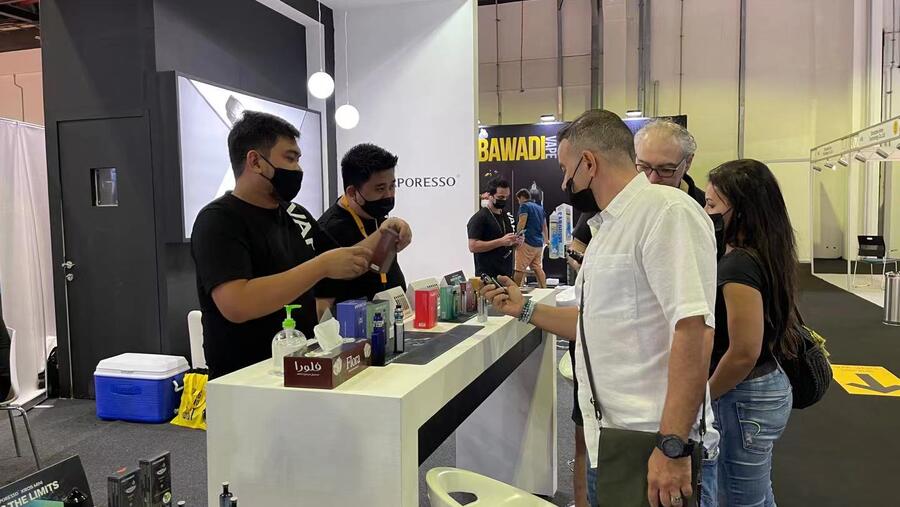 أحدثت VAPORESSO ضجة في معرض VAPE العالمي بكشفها عن خططها للشرق الأوسط