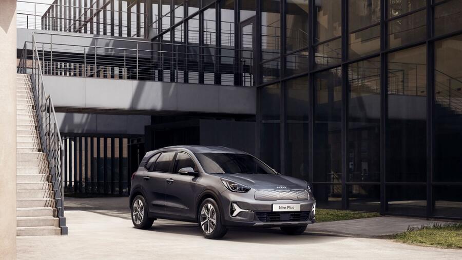 كيا تكشف عن استراتيجيتها لتطوير المركبات المصممة لأغراض محددة مع إطلاق سيارة "نيرو بلس"