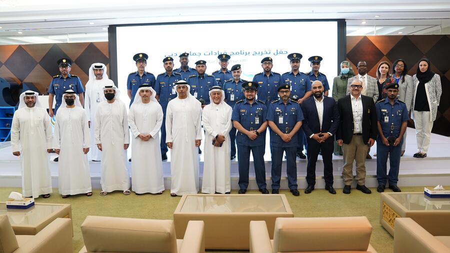 "جمارك دبي "و"جامعة دبي " يخرجان الدفعة السادسة لبرنامج القيادات الجمركية 