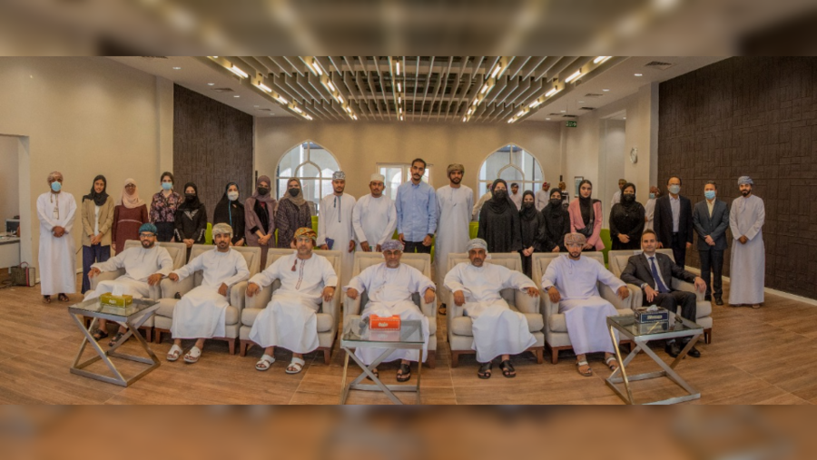 إريكسون تطلق برنامج الإرشاد الفني في مركز التميّز بالتعاون مع وزارة التعليم العالي والبحث العلمي والابتكار بسلطنة عُمان
