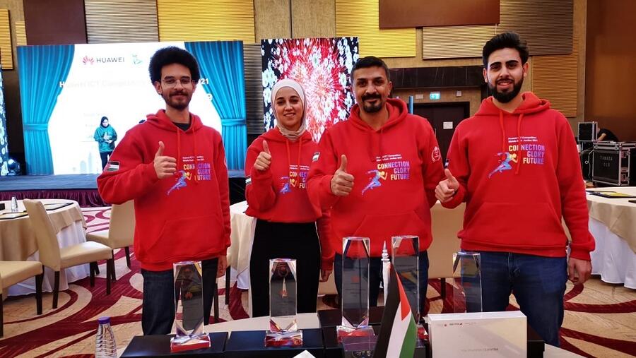 فريق من الأردن يشارك في النهائي العالمي لمسابقة "هواوي" لتكنولوجيا المعلومات والاتصالات 2021-2022 