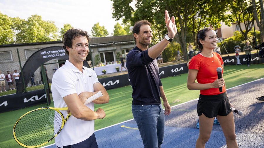 كيا ورافاييل نادال يطلقان مبادرة "كيا كلوب هاوس" لإلهام الأجيال القادمة من عشاق التنس