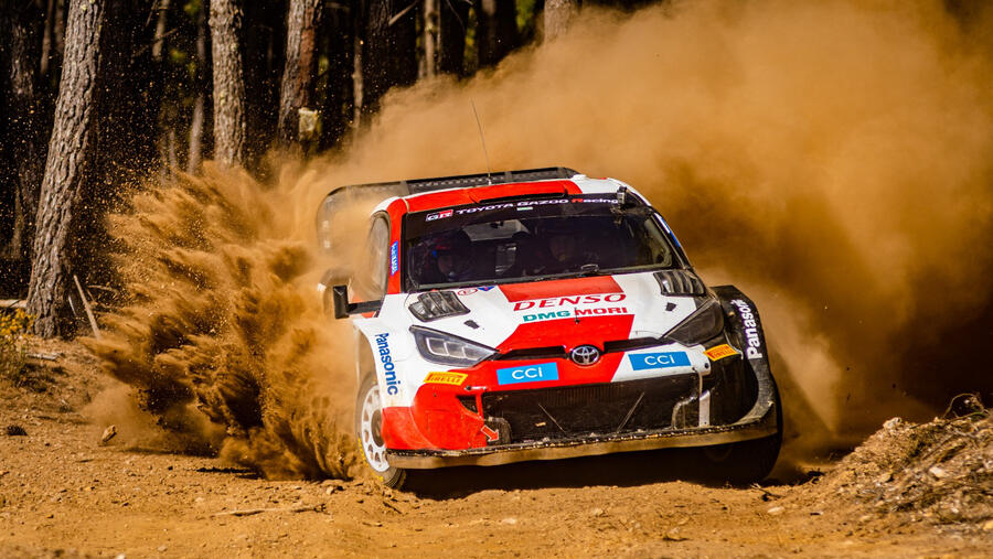 فريق جازو للسباقات يخطف الأنظار في رالي البرتغال مع فوزه بالمركزين الأول والثاني على متن سيارة تويوتا GR يارس رالي 1