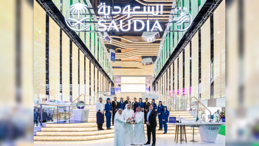 الخطوط السعودية تفوز بجائزتي أفضل تصميم جناح وأفضل جناح بتصويت الجمهور في معرض سوق السفر العربي 2022