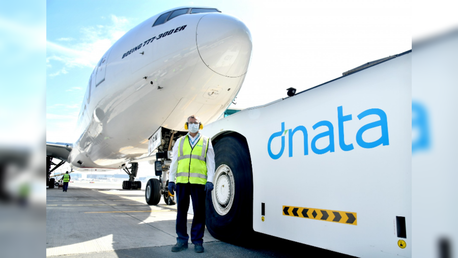 (ساحة المطار الإلكترونية) تعرض تكنولوجيات المناولة الأرضية في معرض المطارات