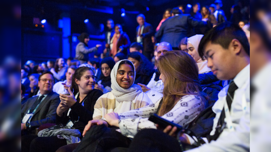 مناظرات الدوحة التابعة لمؤسسة قطر تدعو القادة الشباب الطامحين للتقدم لبرنامج السفراء