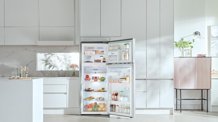 LG Introduces Top Freezer Lineup to Keep Your Food Fresher and Drinks Colder