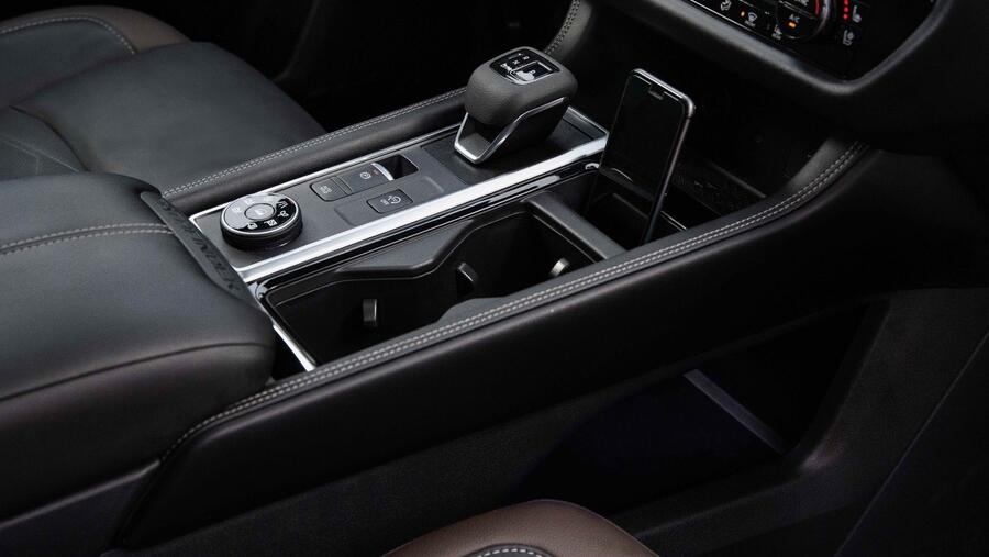 نيسان تطرح ناقل حركة أوتوماتيكياً جديداً من 9 سرعات في المنطقة للارتقاء بمتعة تجربة القيادة