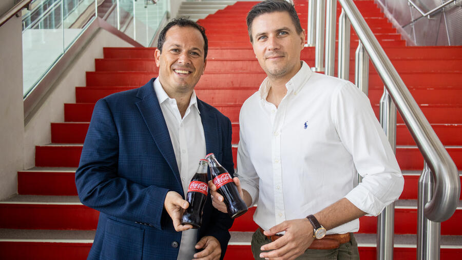 "الإمارات لتموين الطائرات" شريك "كوكا كولا أرينا" للأطعمة والمشروبات