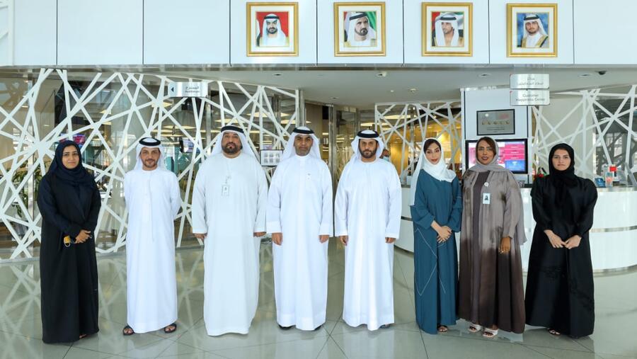 غرفة تجارة دبي تعزز شراكتها مع دائرة الأراضي والأملاك وتستعرض تجربتها بالتحول الرقمي